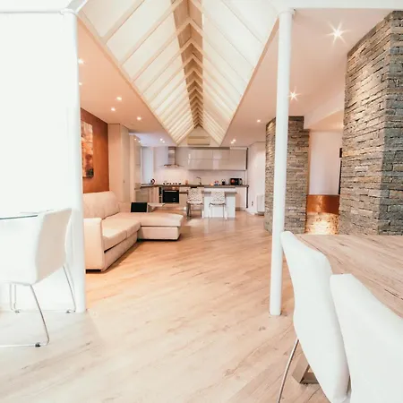 Casa Gioiosa - Lakeside Leisure & Business Appartement